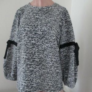 Karl Lagerfeld Paris Distinctive BELL Sleeve Sweater